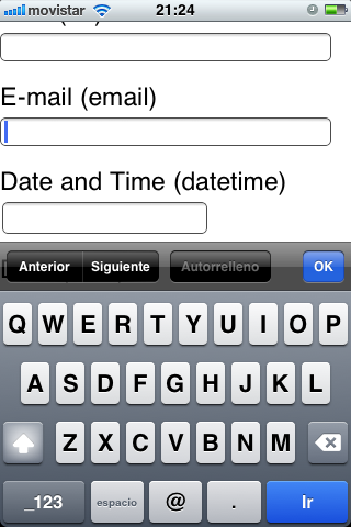 Captura de pantalla de un input email en un iPhone